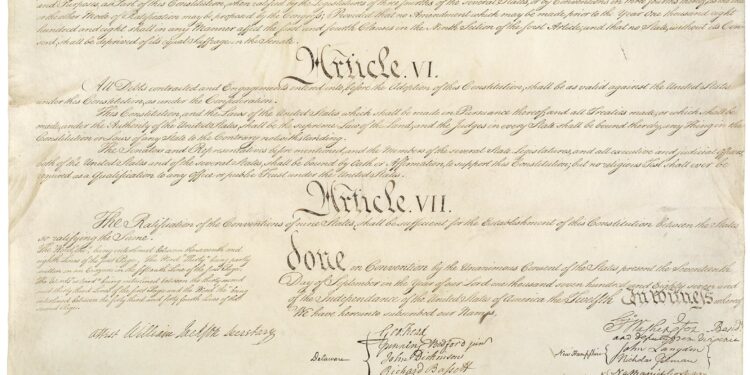 V ustavi ni zadržkov za obvezno cepljenje